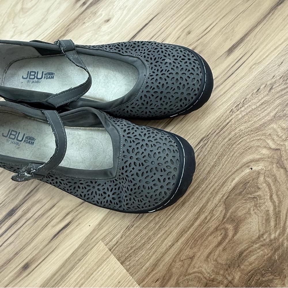 JBU Women's Gray Mary Jane Shoes - Picture 2 of 8